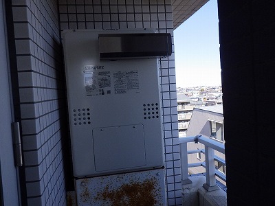 東京都港区三田給湯器交換